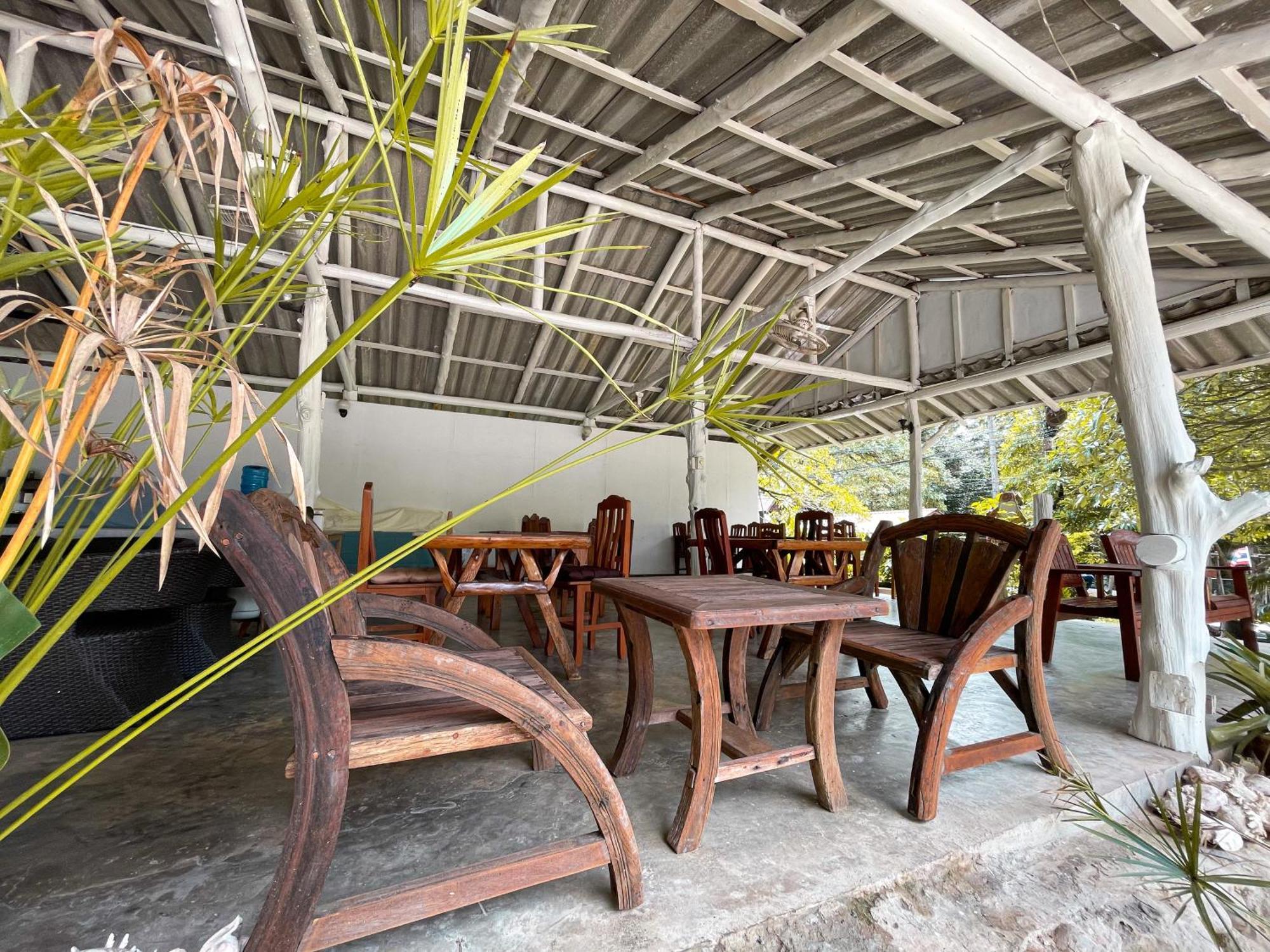 Dara Homestay Ko Kut Exterior foto
